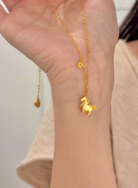 新中式金色立体小马项链2026本命