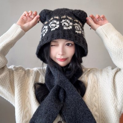 费尔岛提花羊毛混纺小熊针织帽