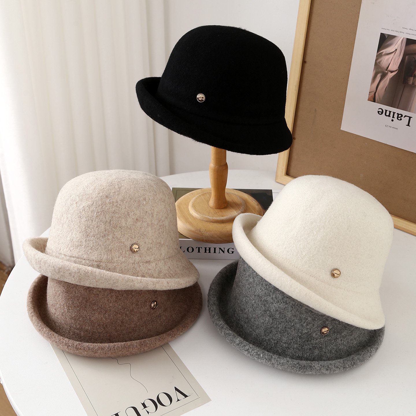 秋冬新款字母金属标羊毛渔夫帽