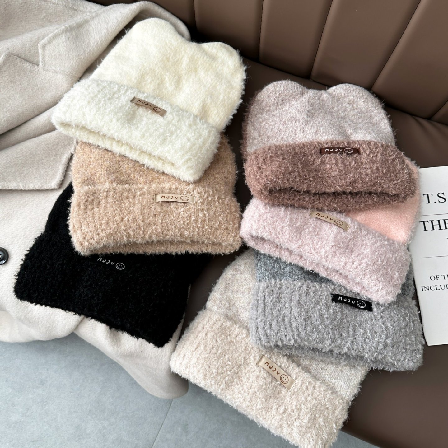 冬季韩版毛绒护耳帽保暖显脸小