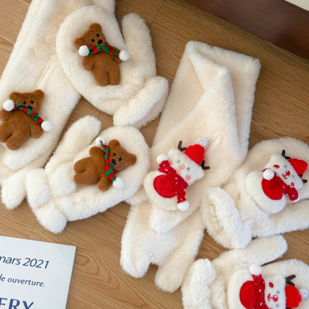 可爱小熊毛绒手套女冬季圣诞围巾保暖加厚学生挂脖连指围脖套装潮