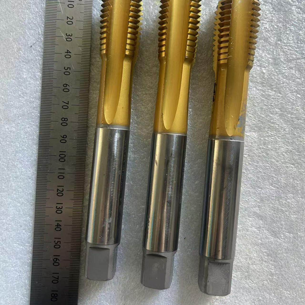 日本镀钛直槽丝锥M30M36