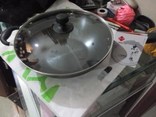 张小泉精铁炒锅30CM,32CM健康无涂层少油烟新疆包邮