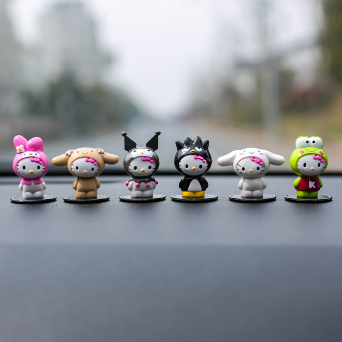 小猫咪HelloKitty汽车摆件 摇头KT猫凯蒂猫手办可爱车内饰品公仔