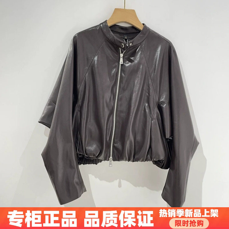 紫萱雅MBY26C139芳兰蕊2026秋季时尚减龄立领蝙蝠袖短款皮衣外套