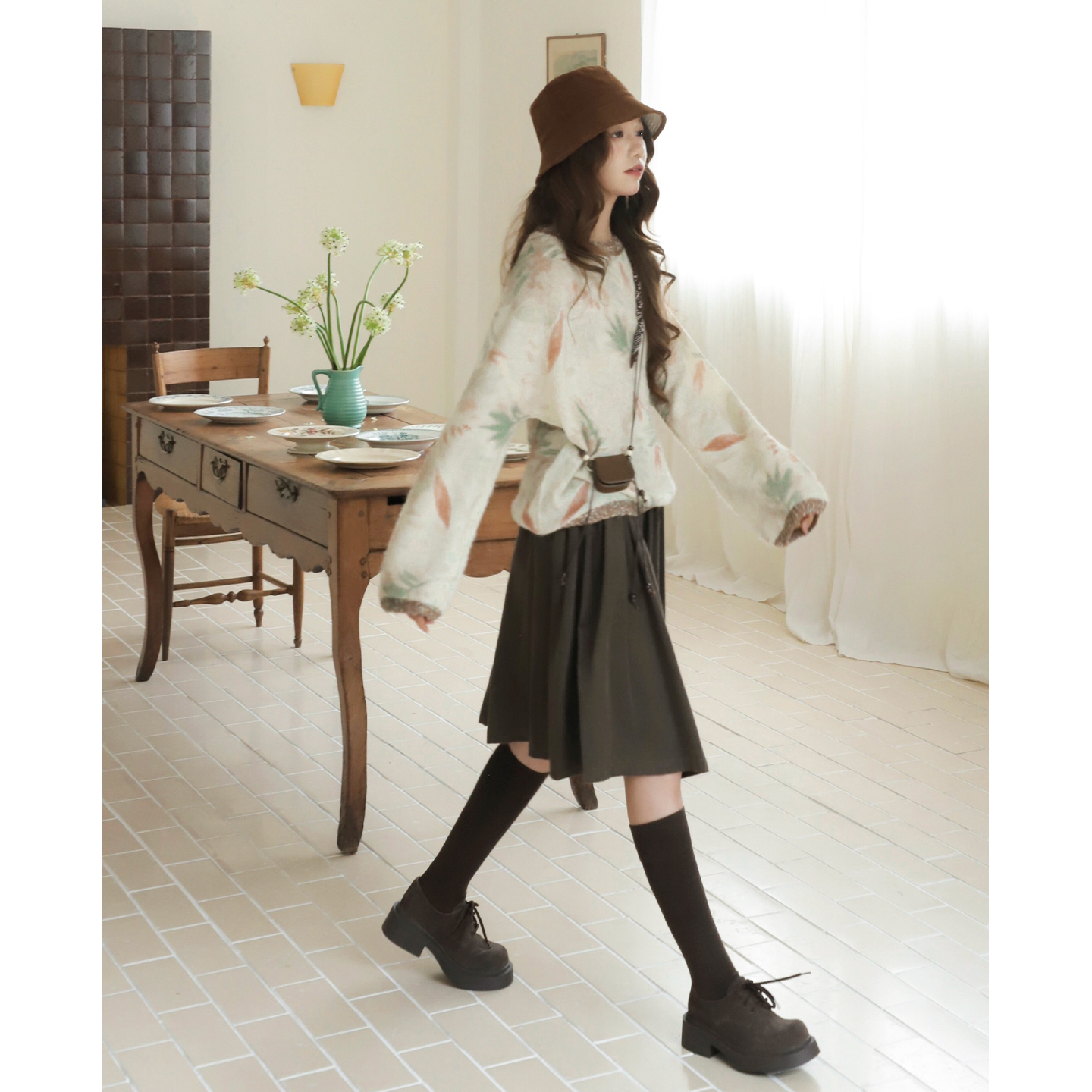 复古撞色花纹圆领毛衣