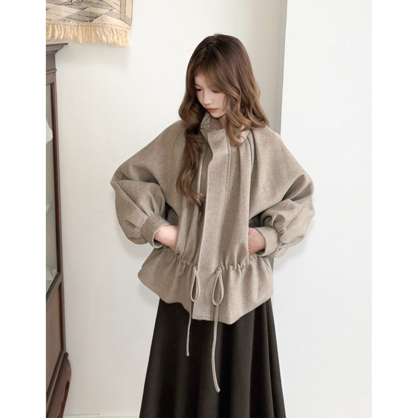 精分卡其灯笼袖羊毛呢外套