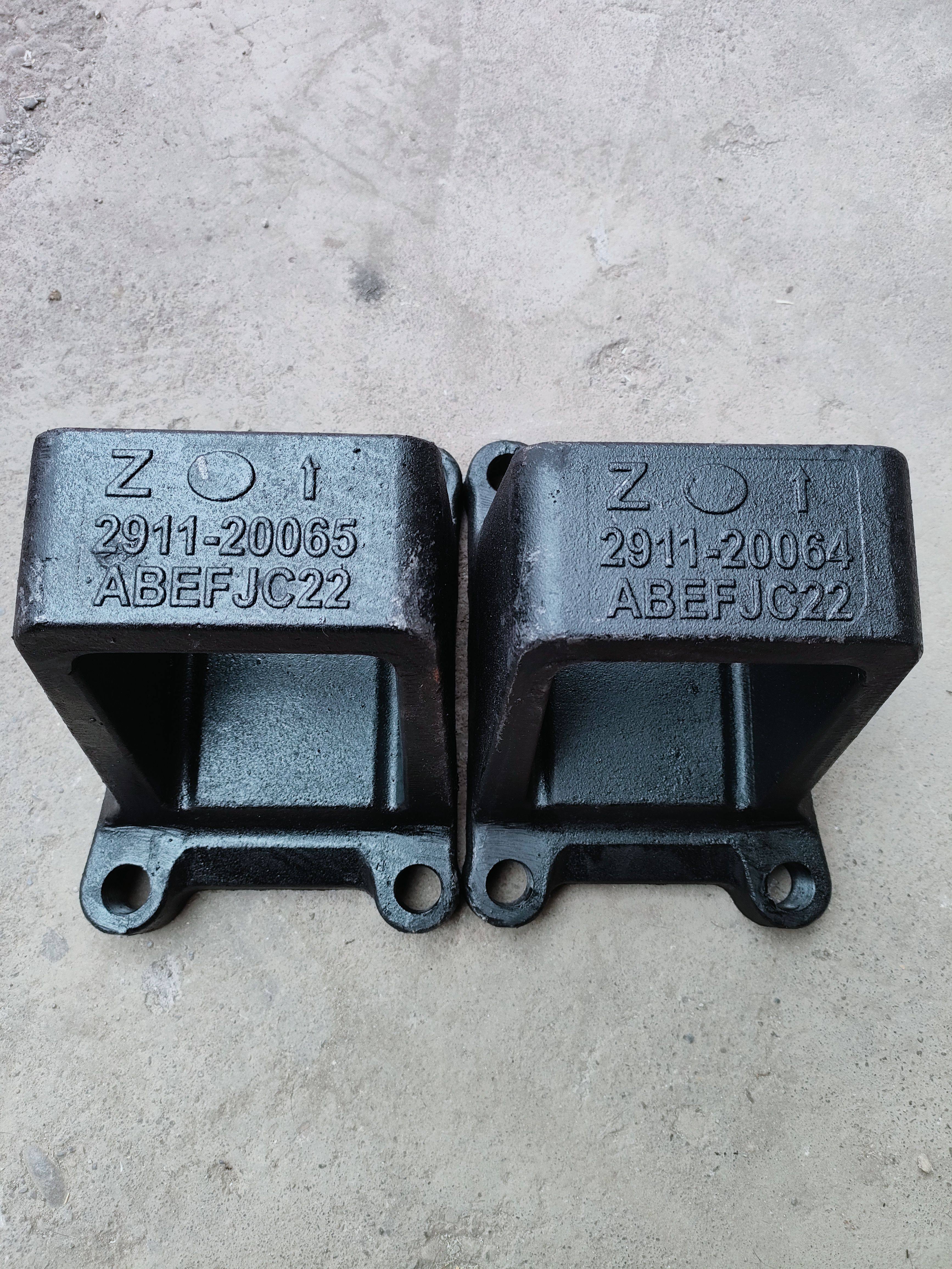 红岩h8b桥加厚钢板滑板座钢板滑框钢板鞍座龙门框