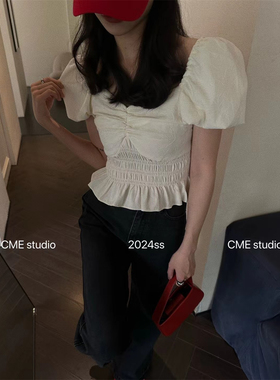 CME Studio法式泡泡袖衬衫女2024夏季新款短款方领荷叶边修身上衣