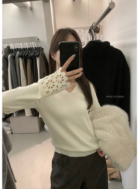 MISS密思家十三行冬设计感袖口拼接蕾丝花边V领舒适针织衫女7150