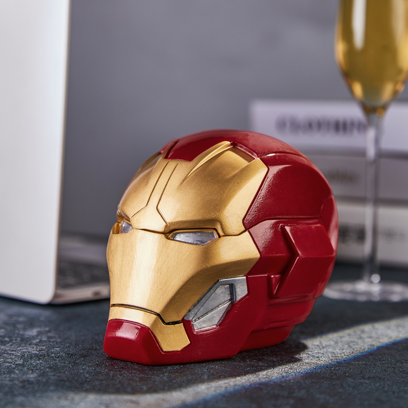 复仇者联盟钢铁侠烟灰缸带盖个性潮流防飞灰客厅家用时尚男生礼物