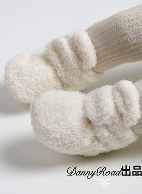 冬季新款毛毛靴软底保暖婴儿靴子柔软暖和保护脚0-1岁男女宝加绒