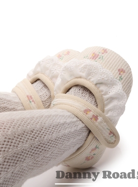 2025春秋新生婴儿公主鞋0-1岁软底学步鞋灯芯绒花边小花女宝鞋