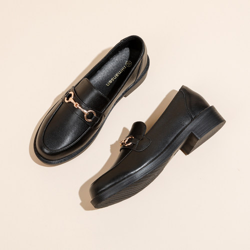 软底百搭小皮鞋热卖万双