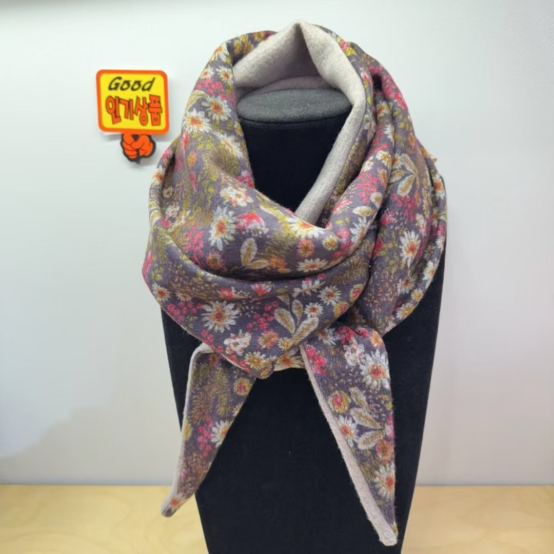 秋冬韩国东大门正品代购加厚保暖柔软三角巾女双面磨毛小碎花围巾,服饰配件/皮带/帽子/围巾,围巾/丝巾/披肩,淘宝优惠券,粉丝福利购,淘宝优惠卷