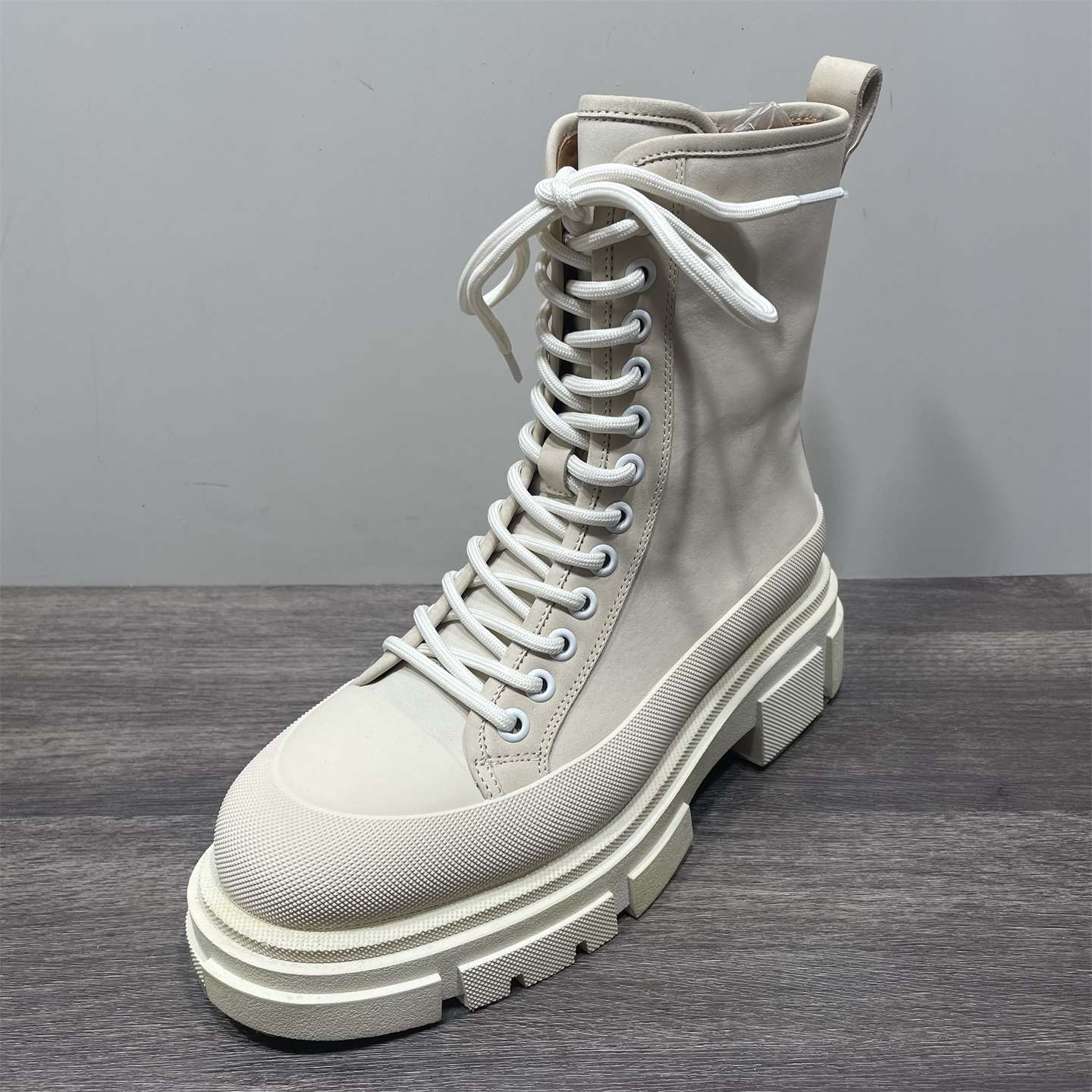 断码处理小众英伦风真皮短靴女