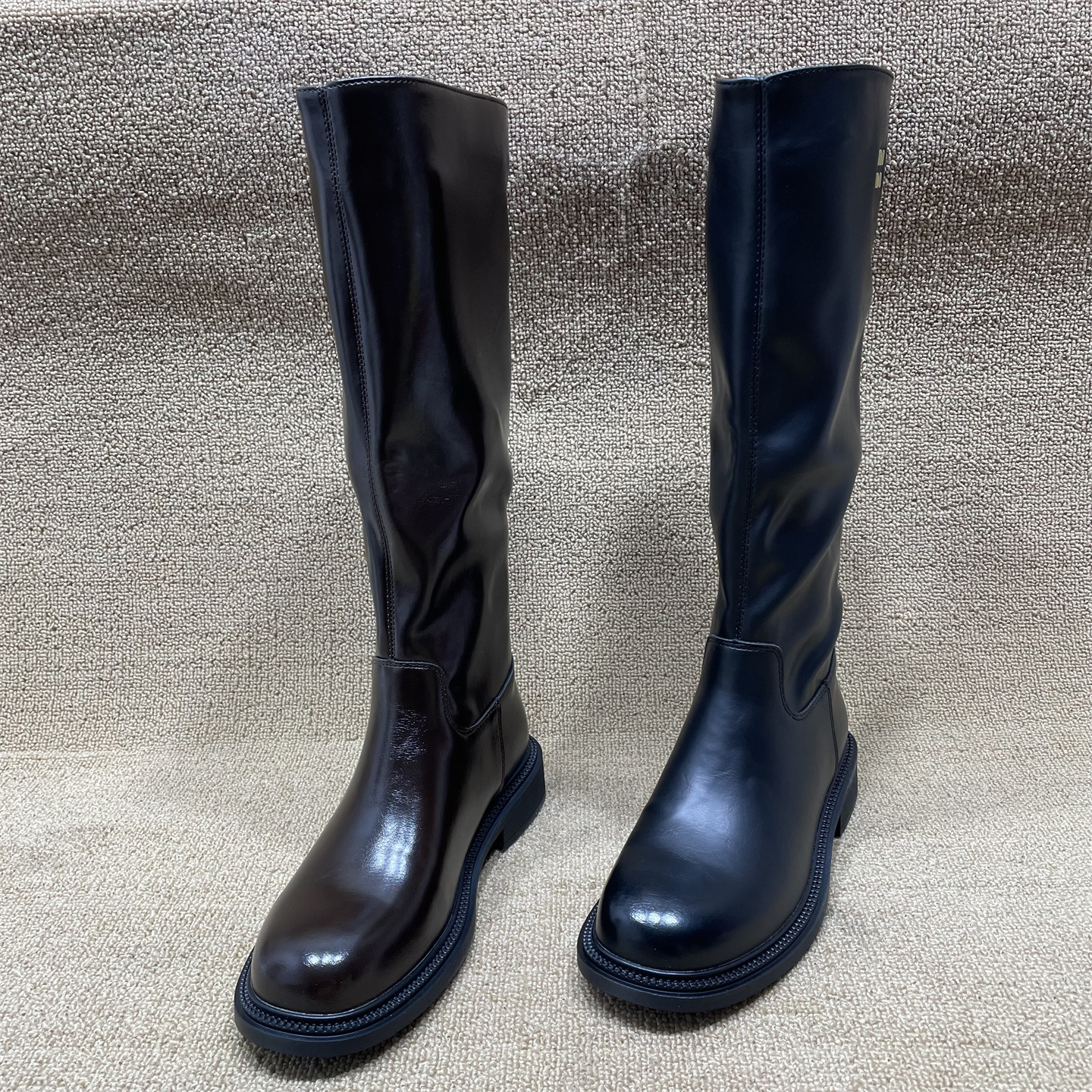 长筒靴女冬季加绒软皮