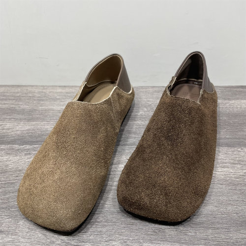 断码处理真皮软底勃肯鞋女