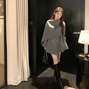 千金穿搭高级感披肩围巾斗篷呢子大衣温柔毛呢外套女秋冬夹棉加厚