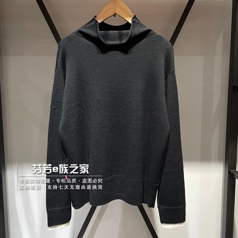 李维斯新款女士黑色高领宽松毛衣