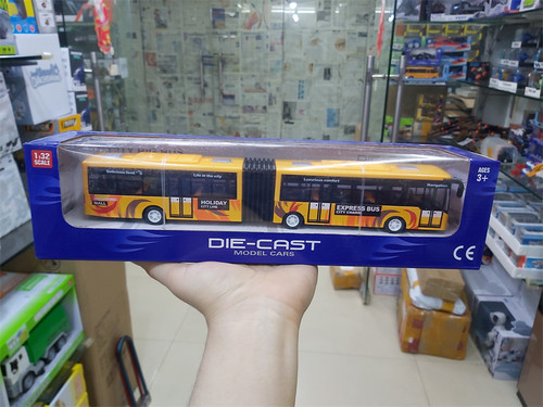 加长双节合金回力3岁公交巴士车