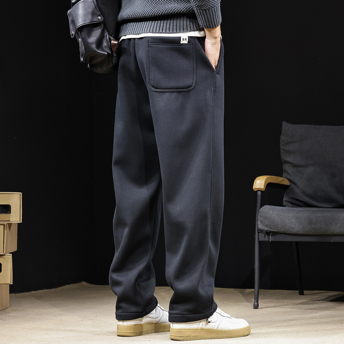 直筒运动裤男士春季2026新款收脚卫裤休闲长裤子宽松大码春秋加绒