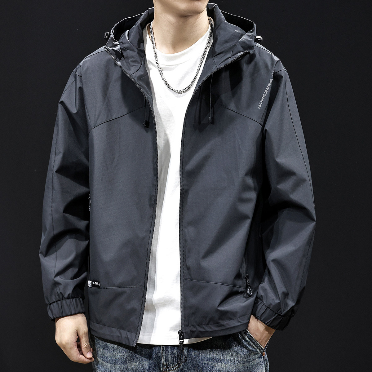 冲锋衣男外套连帽2026新款春秋潮牌大码男士户外山系薄款春季夹克