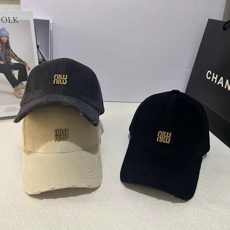 棒球帽出游休闲女秋冬字母鸭舌帽