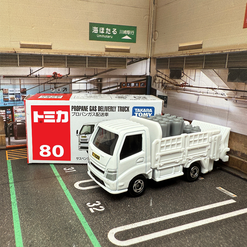 TOMY多美卡仿真合金车80号运输车