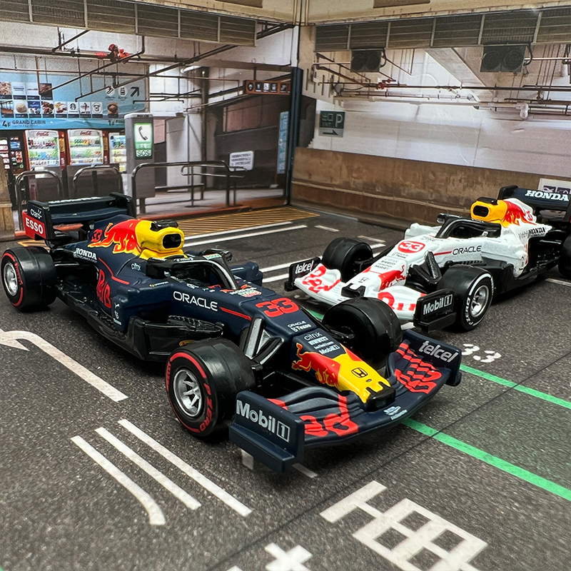 TAKARATOMY多美卡红牛F1合金车