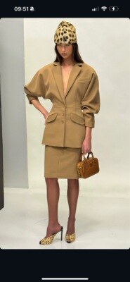 美国购买elsahosk气质深驼色泡泡袖子设计感外套 包臀半裙套装