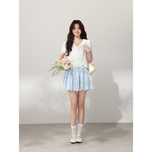 清仓Even一雯【勿忘我】高智感时尚镂空绣花松紧腰短裙带安全裤