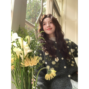 秋冬含羊毛miu上衣 韩系高智立体钩花毛衣开衫 Even一雯 小兰花