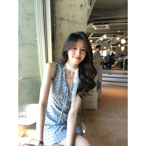 Even一雯【罗马礼拜六】韩系高智感早秋复古荷叶边波点无袖连衣裙