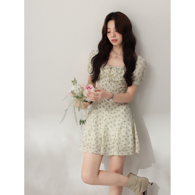 清仓Even一雯【清迈花季】韩系高智感清新甜美系带方领碎花连衣裙