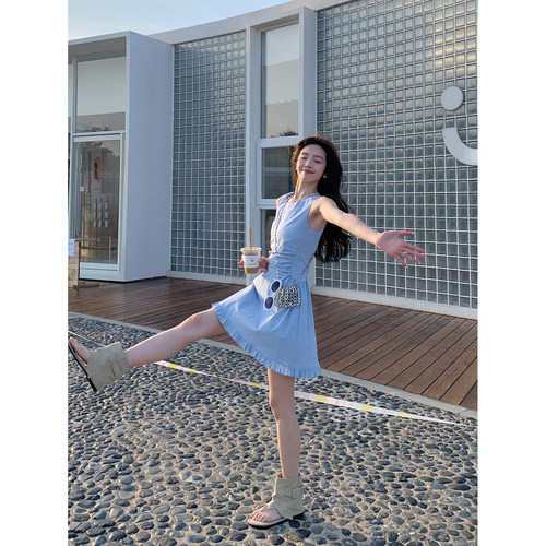 Even一雯【海风来信】韩系高智感气质修身圆领荷叶边下摆连衣裙