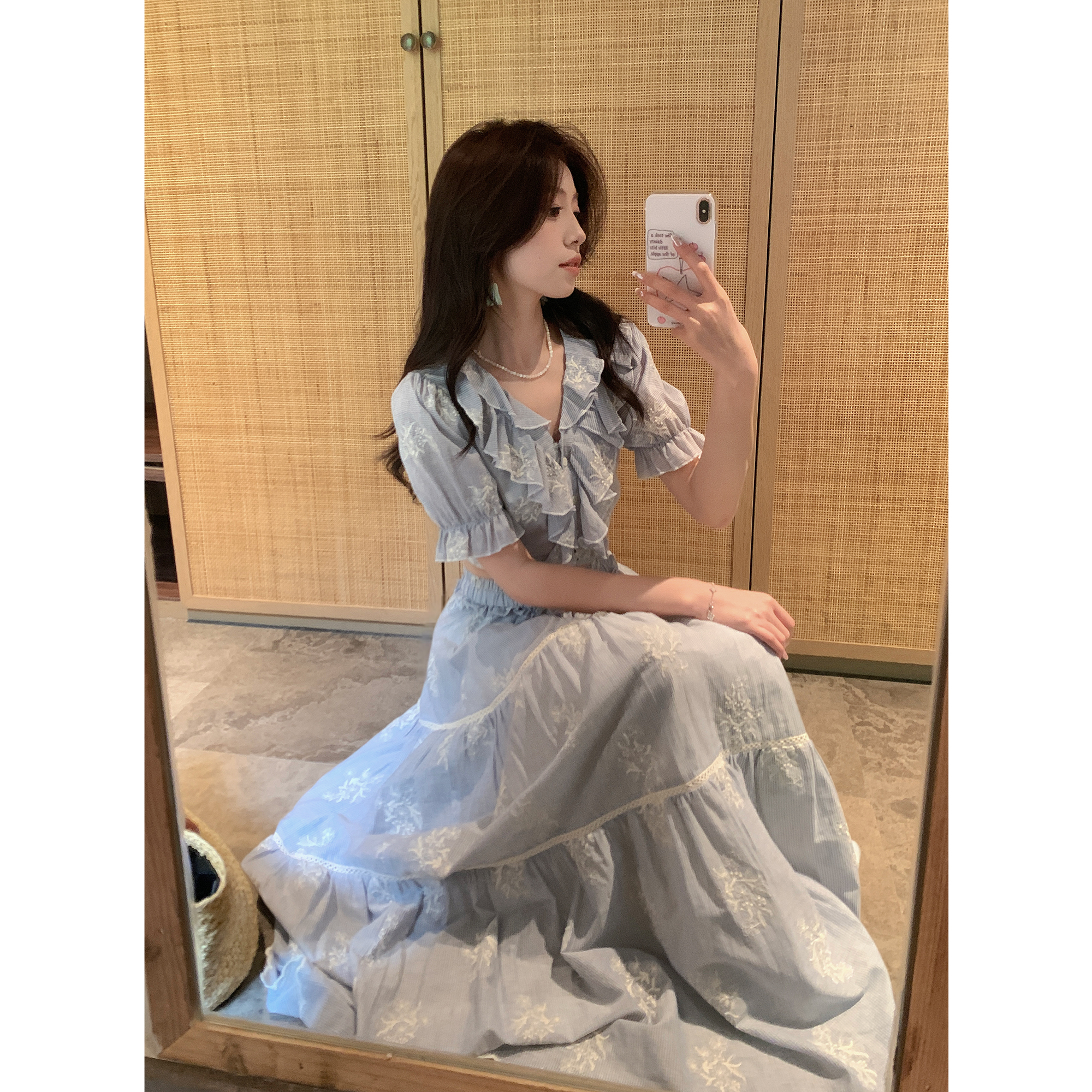 清仓Even一雯【塞纳河畔】韩系法式假日油画荷叶领上衣半裙两件套