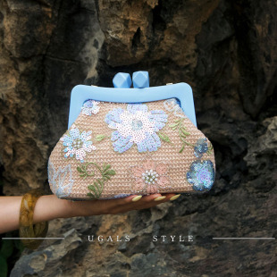 UGALS新中式 國風重工刺繡花朵亮片閃亮珠片夾子餃子手拿斜挎小包