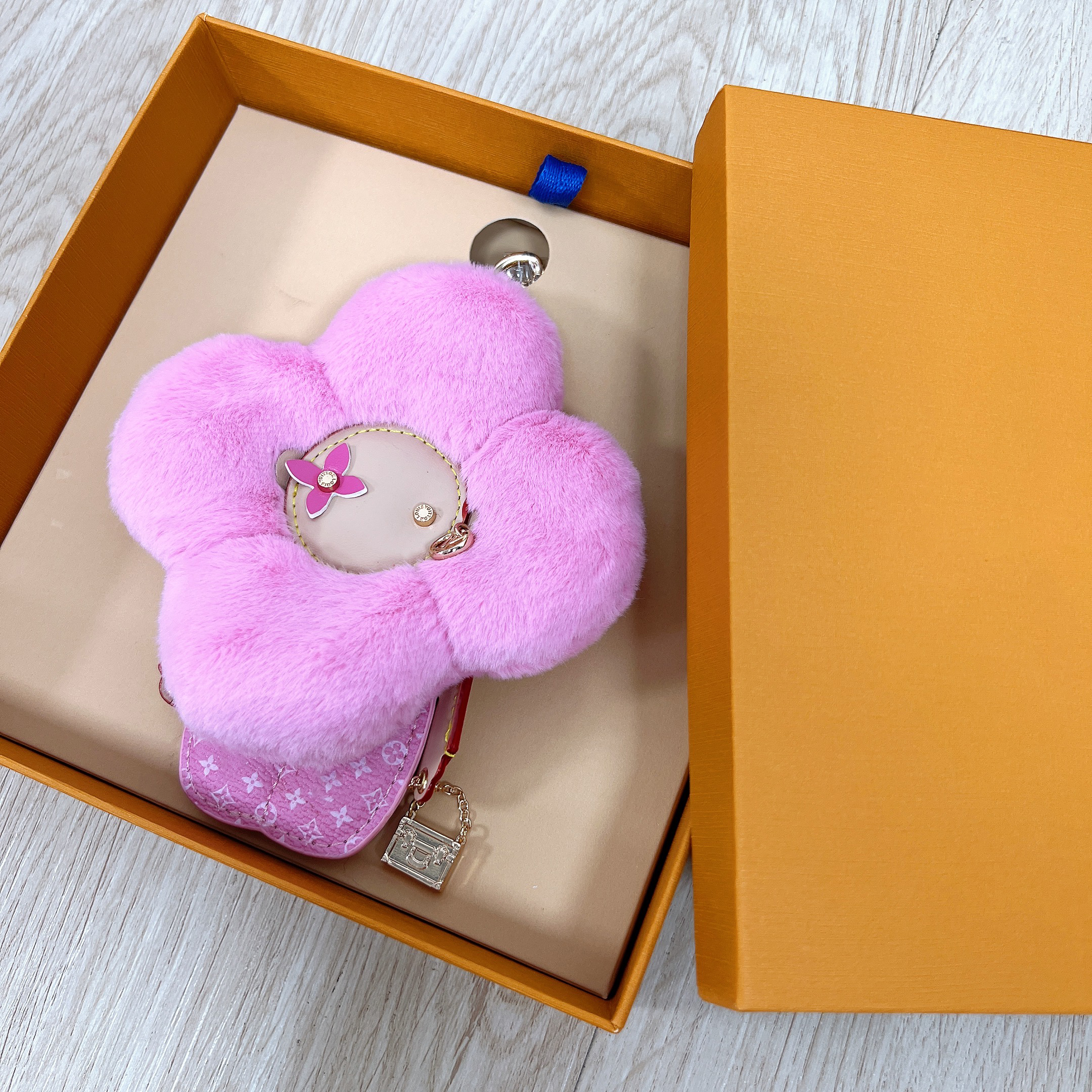 微微安毛绒公仔包包挂件
