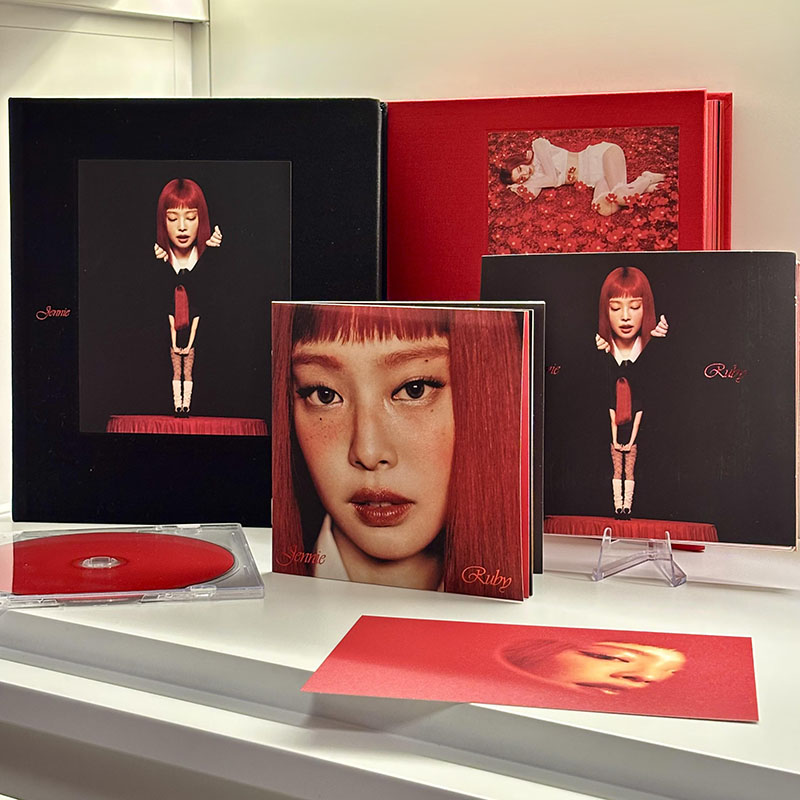 BLACKPINK JENNIE 金智妮Ruby正规1SOLO专辑正版特典小卡海报