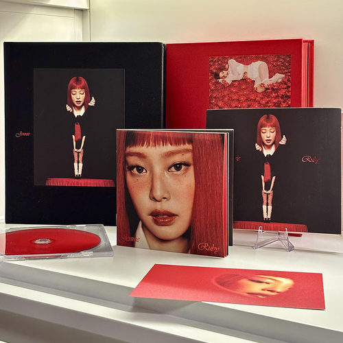 现货BLACKPINK JENNIE 金智妮Ruby正规1SOLO专辑正版特典小卡海报