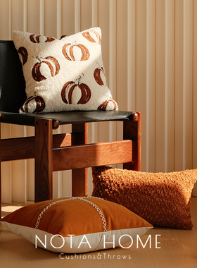 冬季毛绒抱枕中古风枕套刺绣南瓜方枕客厅沙发靠垫卧室飘窗腰靠枕