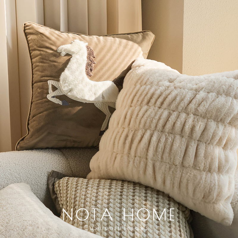 26年抱枕马年枕套新家软装方枕