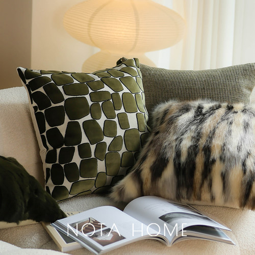 森系绿色抱枕套复古高级感毛绒