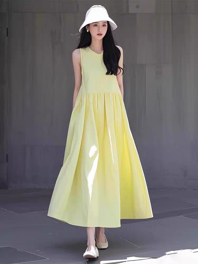 2026法式裙子女款连衣裙黄色夏季新款海边洋气度假气质长裙中长款