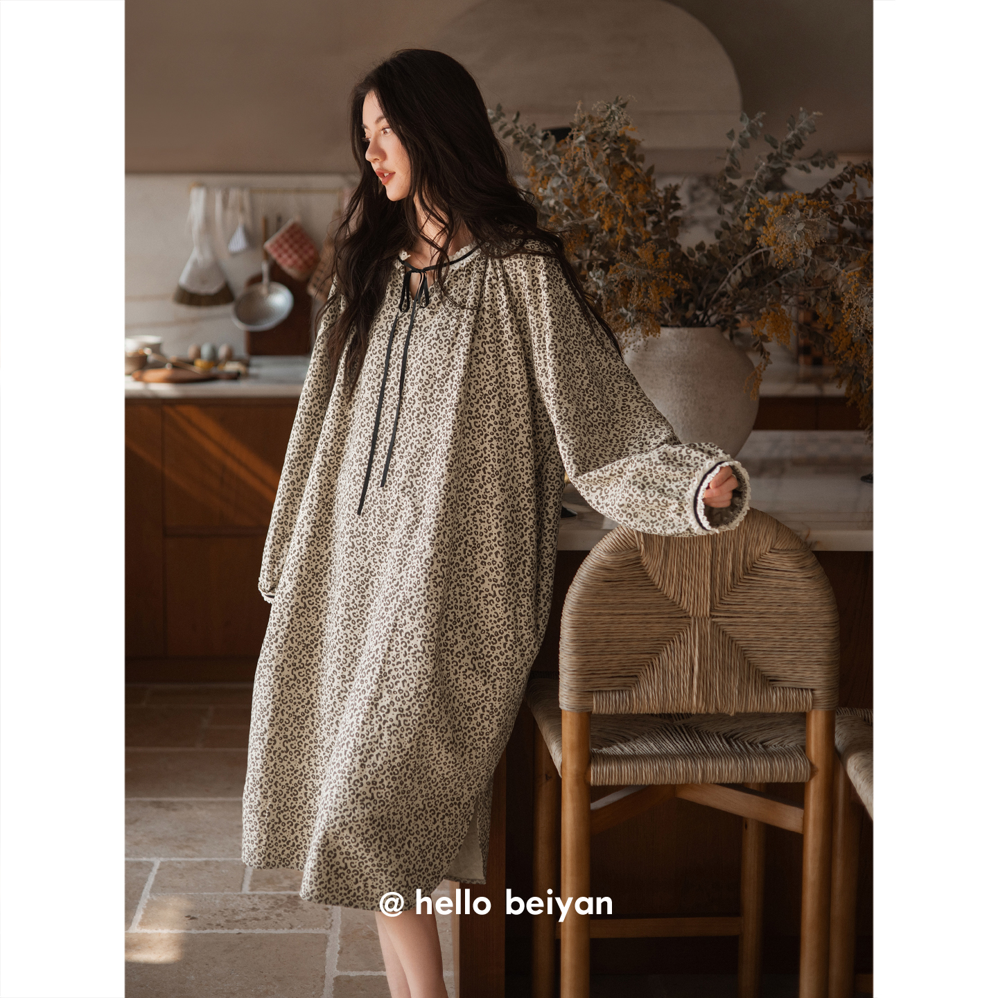 贝妍女春秋长袖复古豹纹宽松睡裙