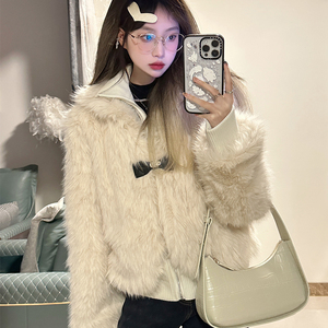 秋冬新款竖条工艺环保仿狐狸毛皮草女时尚假两件加厚保暖毛毛外套