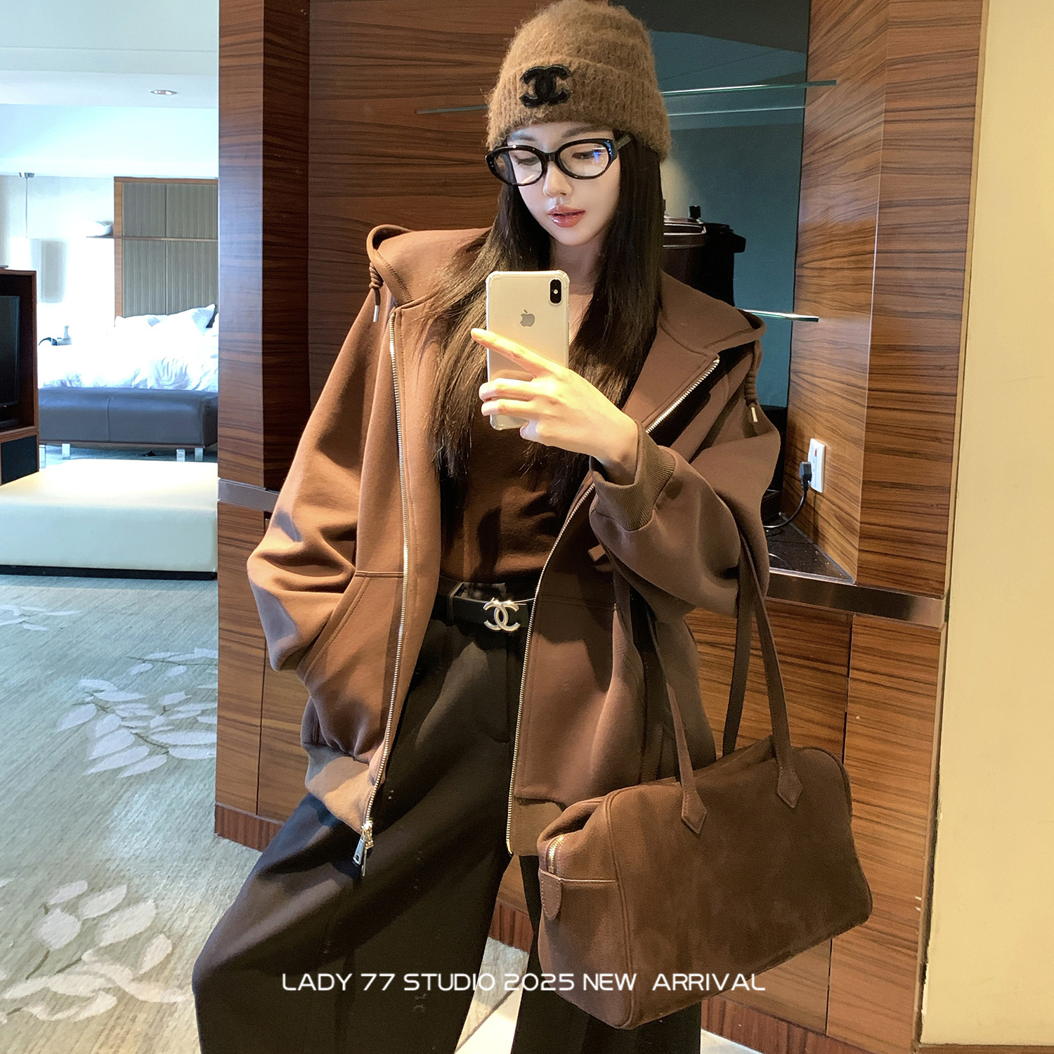 七哥viki  幂姐穿搭!高频出街博主感派克式连帽拉链卫衣