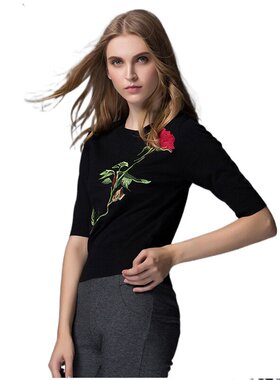 奈昕让您穿着漂亮个性化私人订制 91610 new sweater欧美玫瑰绣花