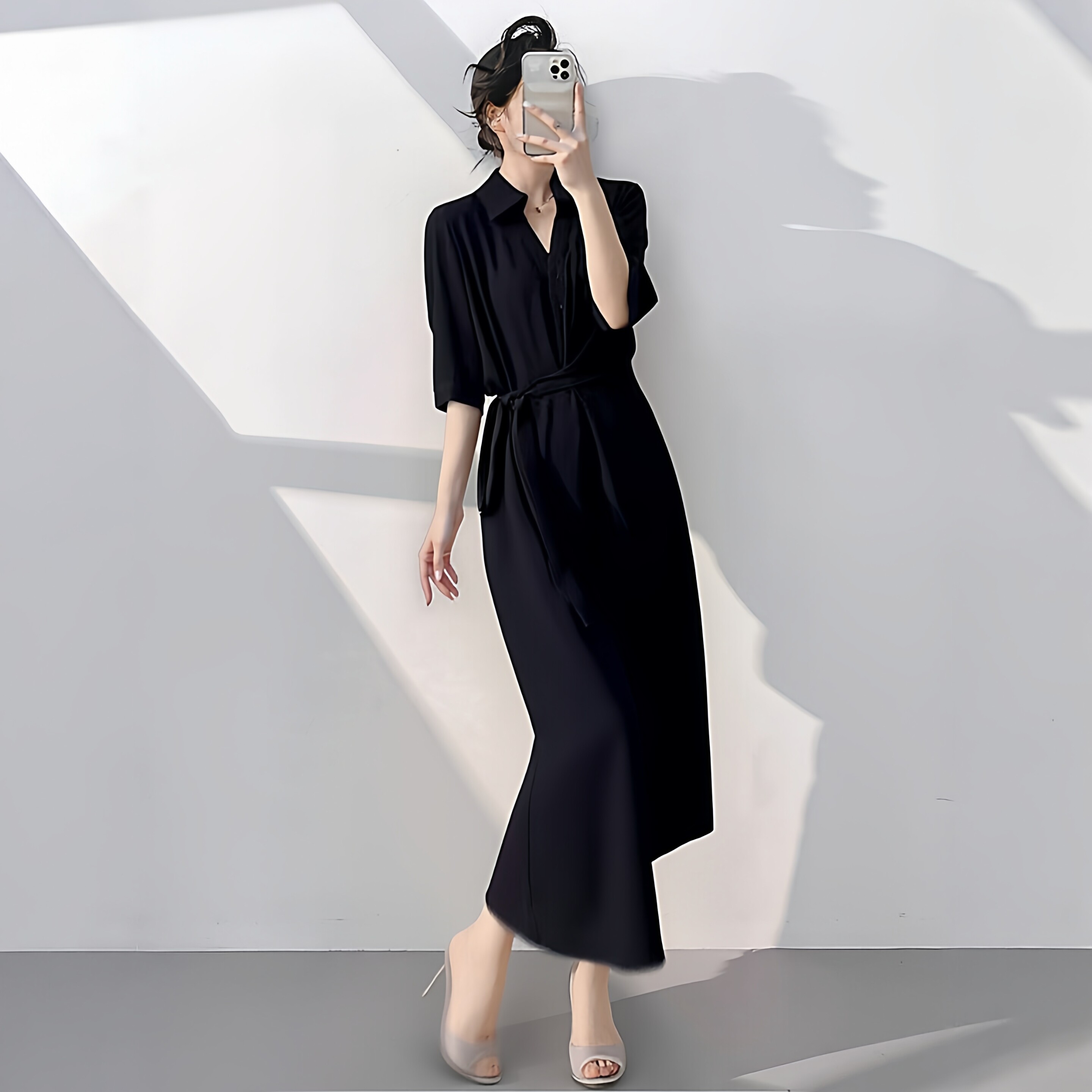 大码胖mm轻奢高级感气质黑色v领七分袖连衣裙女装春夏新款赫本风